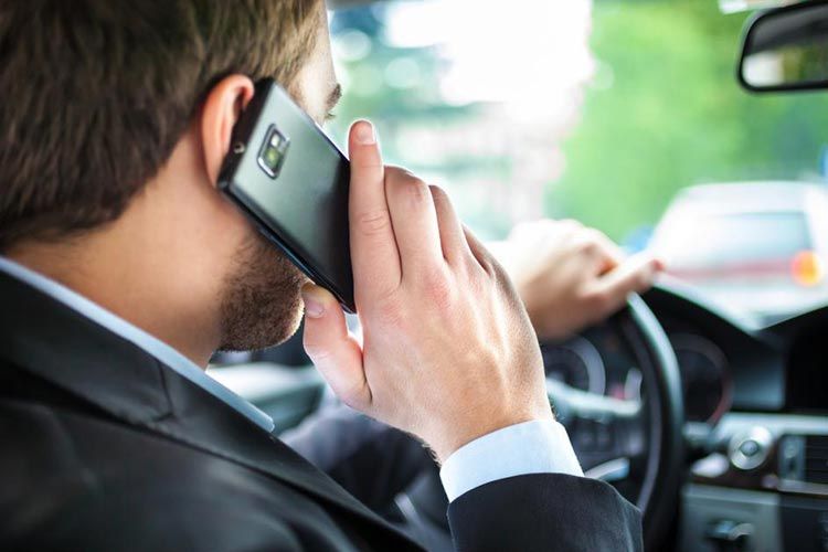 جریمه استفاده از تلفن همراه حین رانندگی اعلام شد